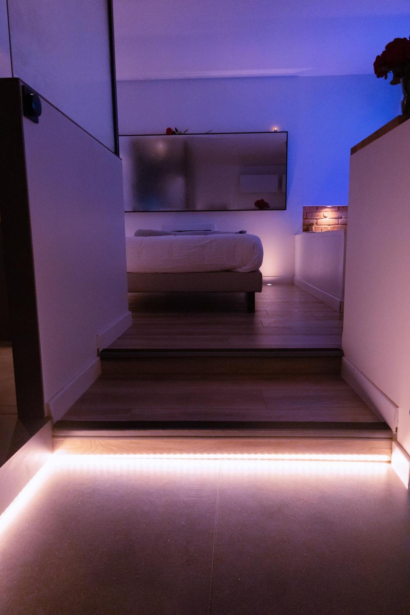 O Romeo - Suite Privee Fougères Extérieur photo